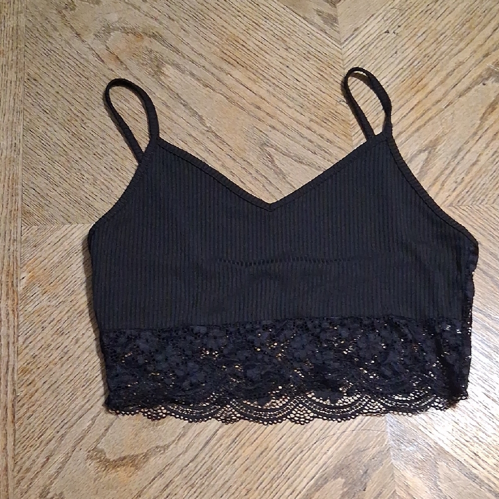 SHEIN Black Lace Trim Crop Top - Picture 1 of 4